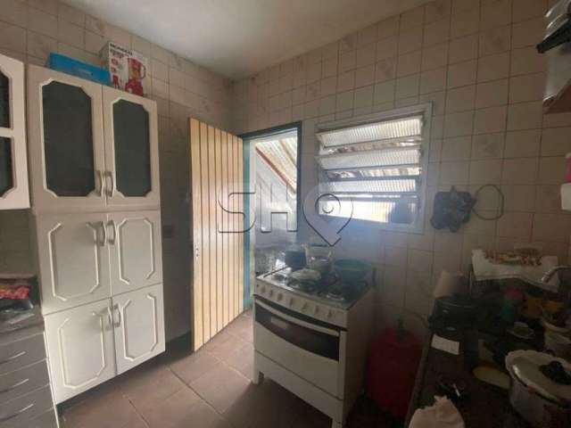 Casa com 5 quartos à venda na Rua Tanque Velho, 93, Vila Nivi, São Paulo por R$ 599.000