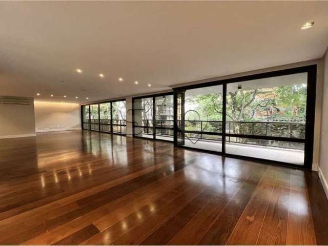 Apartamento com 4 quartos à venda na Rua Balthazar da Veiga, 71, Vila Nova Conceição, São Paulo por R$ 11.000.000