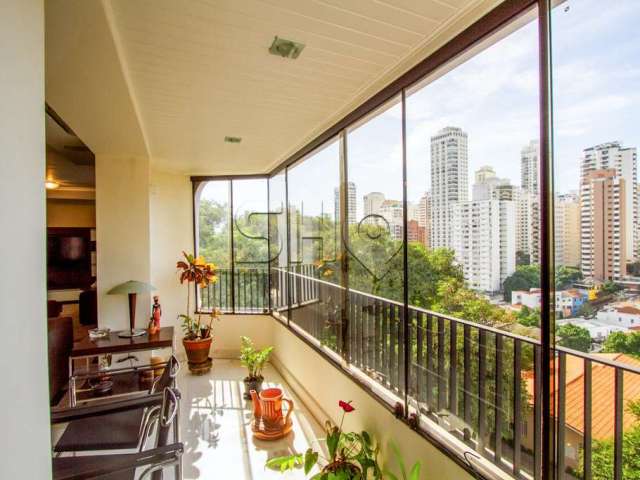 Apartamento com 4 quartos à venda na Rua Traipu, 568, Pacaembu, São Paulo por R$ 2.950.000