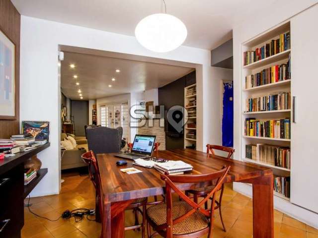 Casa com 3 quartos à venda na Rua André Dreyfus, 319, Sumaré, São Paulo por R$ 2.800.000