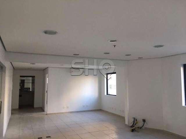 Sala comercial para alugar na Rua Pedroso Alvarenga, 1046, Itaim Bibi, São Paulo por R$ 15.000