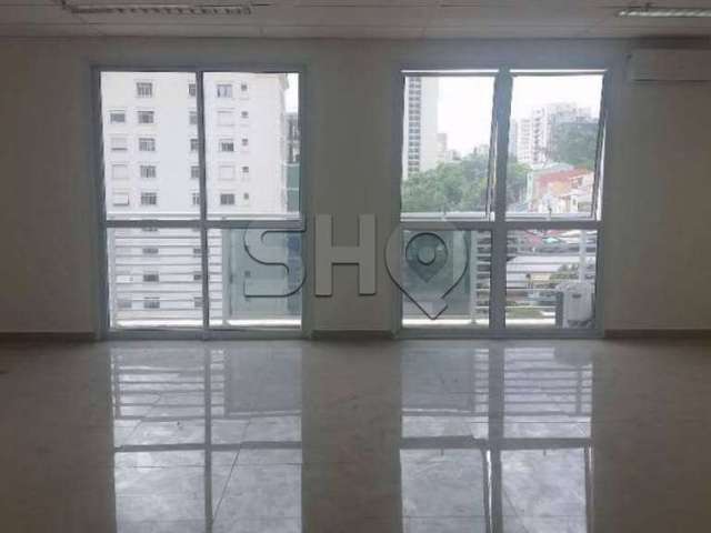 Sala comercial para alugar na Rua Cardeal Arcoverde, 745, Pinheiros, São Paulo por R$ 3.500