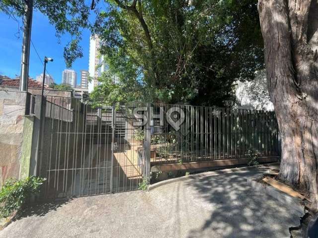 Casa com 3 quartos à venda na Rua Saramenha, 235, Sumaré, São Paulo por R$ 2.550.000