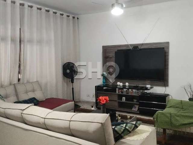 Casa com 3 quartos à venda na Urbano Duarte, 661, Vila Baruel, São Paulo por R$ 790.000