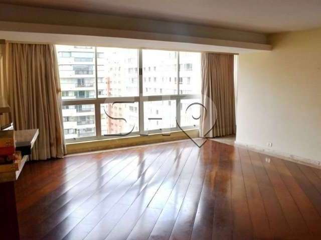 Apartamento com 4 quartos para alugar na Melo Alves, 204, Jardim América, São Paulo por R$ 17.000