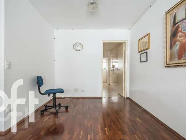 Apartamento com 3 quartos à venda na Avenida Macuco, 277, Moema, São Paulo por R$ 850.000