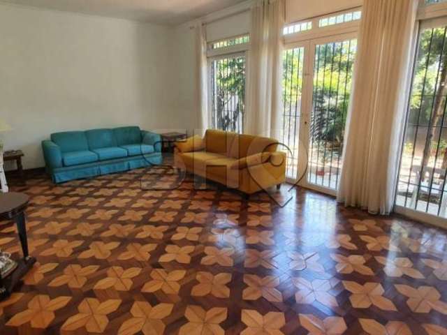 Casa com 3 quartos à venda na Rua Veneza, 731, Jardim Paulista, São Paulo por R$ 5.100.000