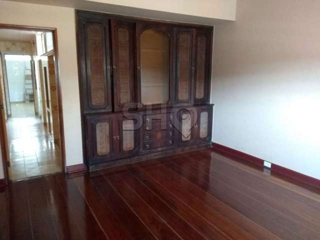 Casa com 4 quartos à venda na Rua Monte Alegre, 1754, Perdizes, São Paulo por R$ 2.200.000