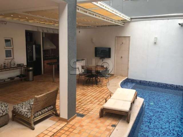 Casa com 3 quartos à venda na Rua Guapiaçu, 86, Vila Clementino, São Paulo por R$ 3.930.000