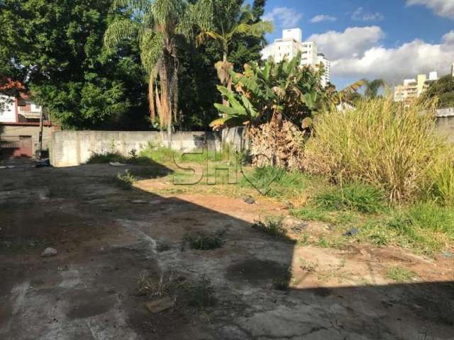 Terreno à venda na Rua Doutor José de Moura Resende, 114, Caxingui, São Paulo por R$ 750.000