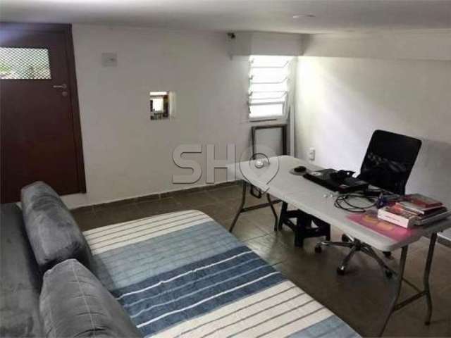 Casa com 3 quartos à venda na Rua Belchior de Ordas, 370, Vila Leonor, São Paulo por R$ 540.000