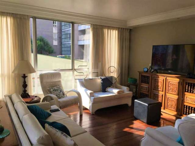 Apartamento com 4 quartos à venda na Alameda Sarutaiá, 186, Jardim Paulista, São Paulo por R$ 2.400.000