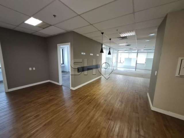 Sala comercial com 11 salas para alugar na Avenida Doutor Cardoso de Melo, 1460, Vila Olímpia, São Paulo por R$ 18.000