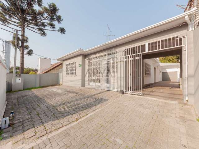 Casa à venda na Rua Nilo Peçanha, 360, São Francisco, Curitiba, 254 m2 por R$ 1.250.000