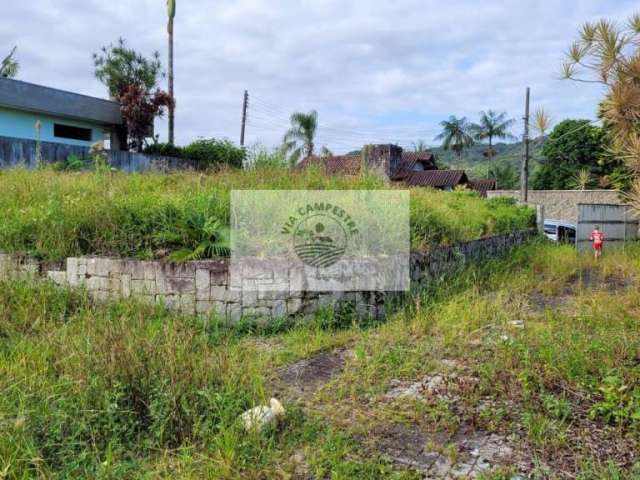 Terreno em rua sem saída no Bom Retiro, com 553,50 m², frente com 18,45 metros.