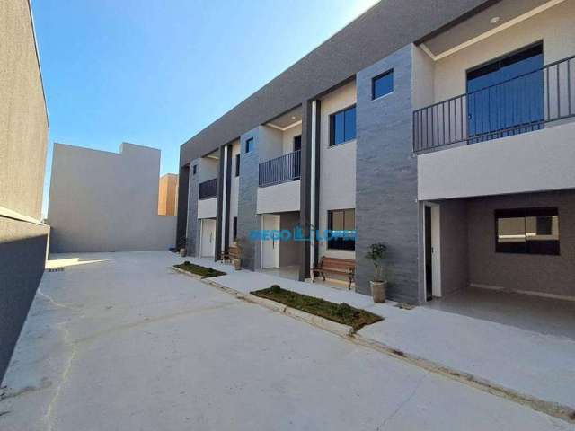 Sobrado com 3 dormitórios à venda, 53 m² por R$ 370.000,00 - Campo de Santana - Curitiba/PR