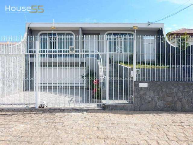 Casa com 4 dormitórios à venda, 214 m² por R$ 975.000,00 - Parolin - Curitiba/PR