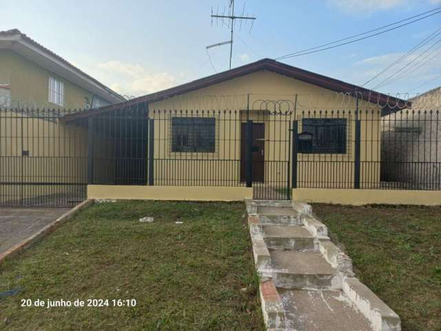 Casa Residencial para alugar, 180.00 m2 por R$3150.00  - Atuba - Pinhais/PR