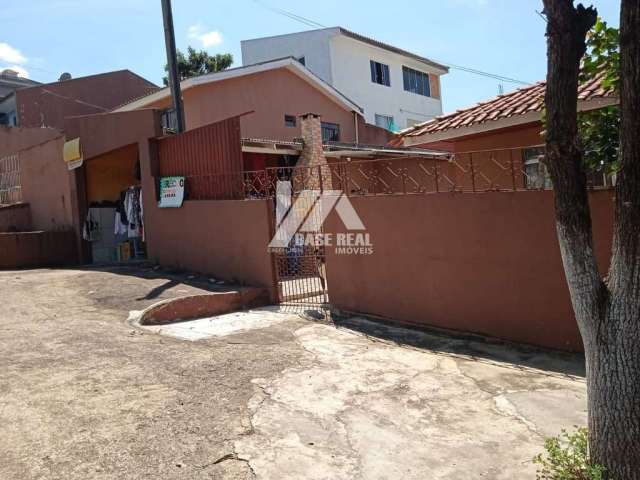 Casa com edícula à venda na Colônia Dona Luiza