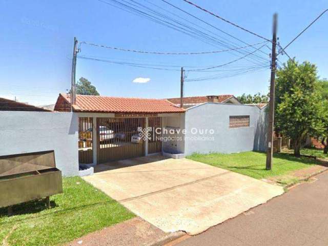 Casa com 2 dormitórios à venda, 50 m² por R$ 300.000,00 - Pacaembu - Cascavel/PR