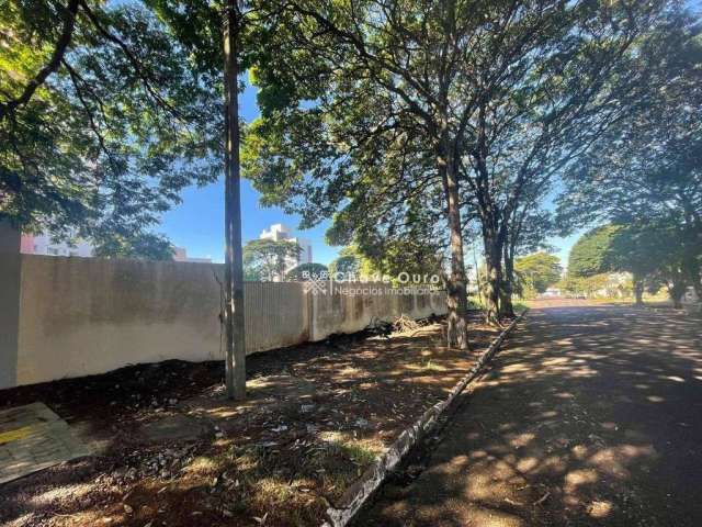 Terreno à venda, 1000 m² por R$1.750.000 - Jardim La Salle - Toledo/PR