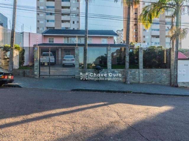 Sobrado à venda, 440 m² por R$ 2.500.000,00 - Centro - Cascavel/PR