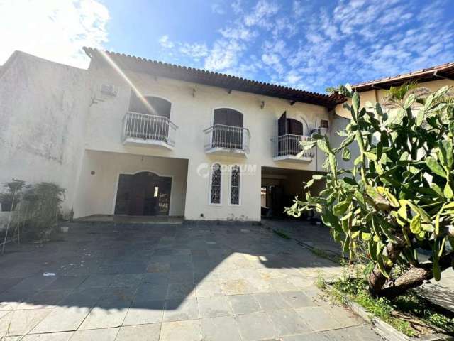 Casa em condomínio fechado com 4 quartos à venda na Rua Paulo Areal, Barra da Tijuca, Rio de Janeiro, 365 m2 por R$ 2.300.000