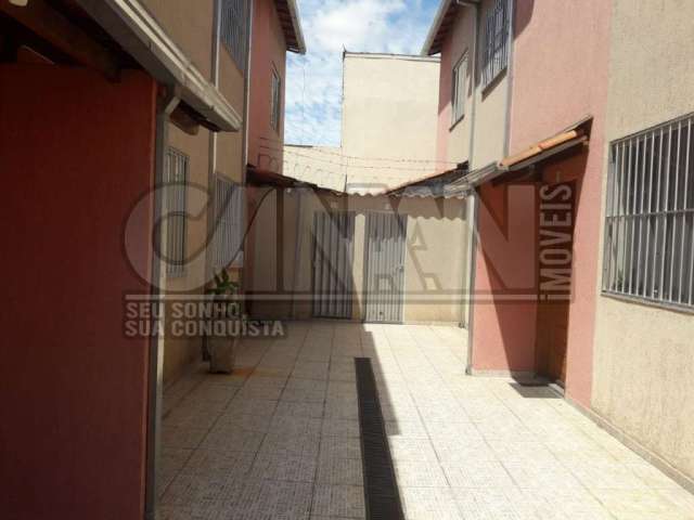 Casa em condomínio fechado com 2 quartos à venda no Industrial, Contagem  por R$ 360.000