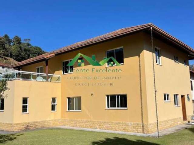 Casa para Venda em Nova Friburgo, Braunes, 4 dormitórios, 2 suítes, 4 banheiros, 2 vagas