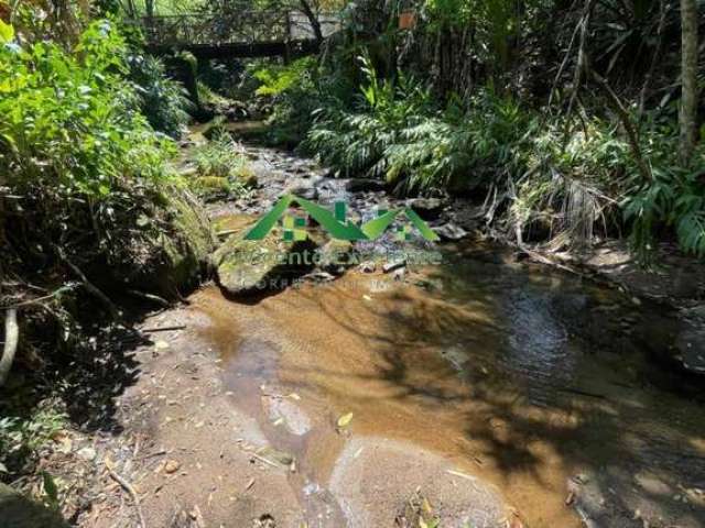 Chácara para Venda em Nova Friburgo, Mury x Lumiar, 2 dormitórios, 1 banheiro, 4 vagas