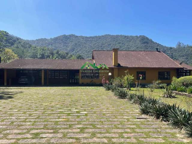 Fazenda para Venda em Nova Friburgo, Rio Bonito de Lumiar, 5 dormitórios, 3 suítes, 4 banheiros, 10 vagas