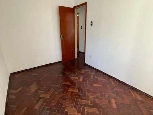 Apartamento para Venda em Nova Friburgo, Vila Amélia, 3 dormitórios, 1 banheiro, 1 vaga