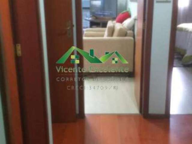 Apartamento para Venda em Nova Friburgo, Centro, 4 dormitórios, 1 suíte, 4 banheiros, 2 vagas