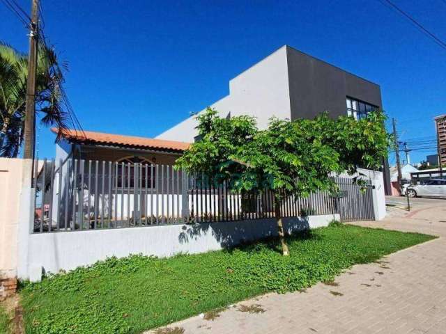 Casa com 4 dormitórios à venda, 212 m² por R$ 800.000,00 - Coqueiral - Cascavel/PR