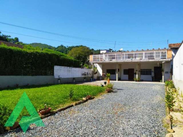 Casa com 6 quartos à venda no Garcia, Blumenau , 300 m2 por R$ 692.000