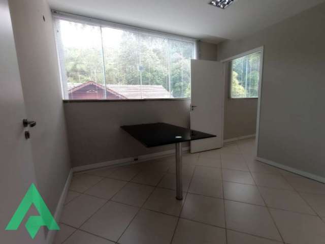 Ponto comercial com 1 sala para alugar no Victor Konder, Blumenau , 55 m2 por R$ 2.500