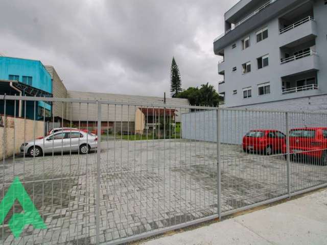 Terreno à venda no Velha, Blumenau , 352 m2 por R$ 900.000