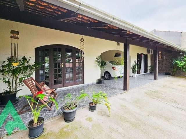 Casa com 3 quartos à venda em Água Verde, Blumenau , 195 m2 por R$ 599.000