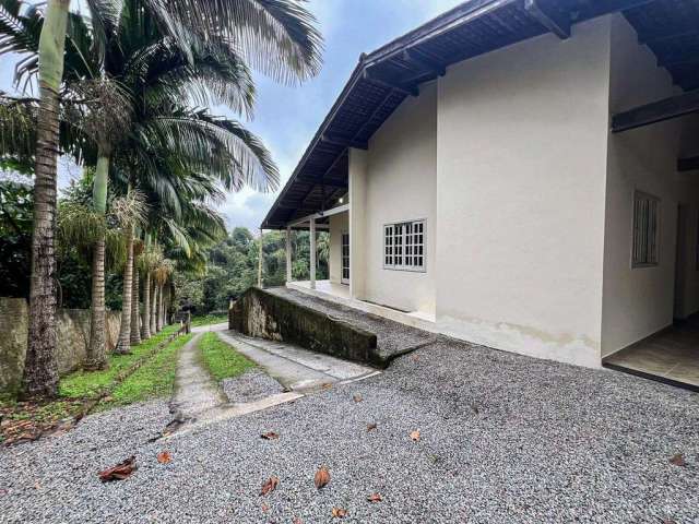 Casa com 3 quartos para alugar no Fidélis, Blumenau , 130 m2 por R$ 2.800