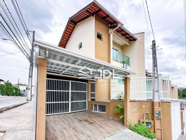 Casa com 2 suites à venda, 91 m² por R$ 490.000 - Velha - Blumenau/SC