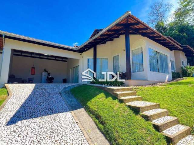 Casa com 3 dormitórios à venda, 170 m² por R$ 1.100.000,00 - Água Verde - Blumenau/SC