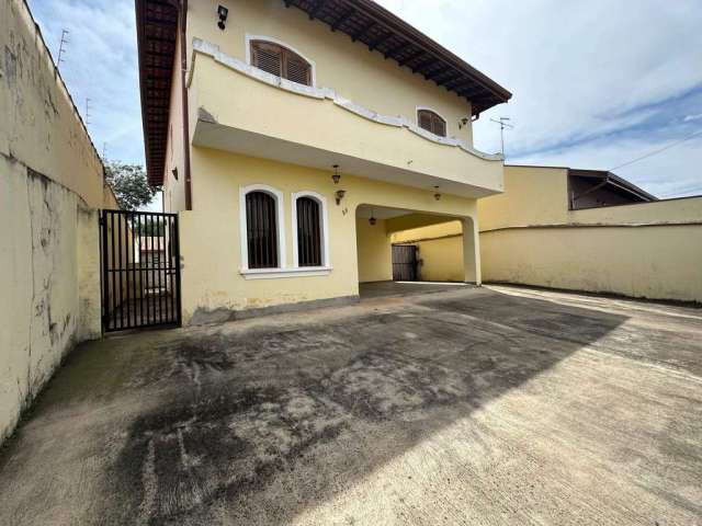 Casa à venda com 5 dormitórios e 1 suíte, Jardim Santa Genebra, Campinas, SP - Excelente localização!!!