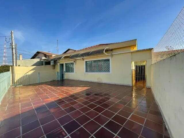 Casa à Venda com 3 dormitórios, localizada no Vila Carminha, em Campinas, SP