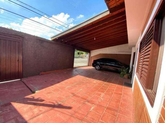 Casa à venda, com 5 dormitórios (quartos) sendo 1 suíte com garagem para 4 carros no Jardim Capivari, Campinas, SP