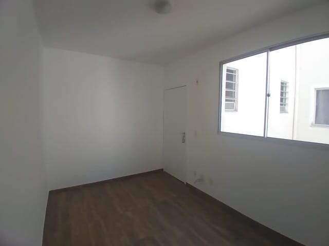 Apartamento com 2 dorms, Santa Terezinha, Piracicaba - R$ 158.000 mil, Cod: 3RAP3108