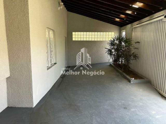 Casa á venda com 3 dormitórios sendo 1 suíte no bairro Jardim Leonor, em Campinas, SP.