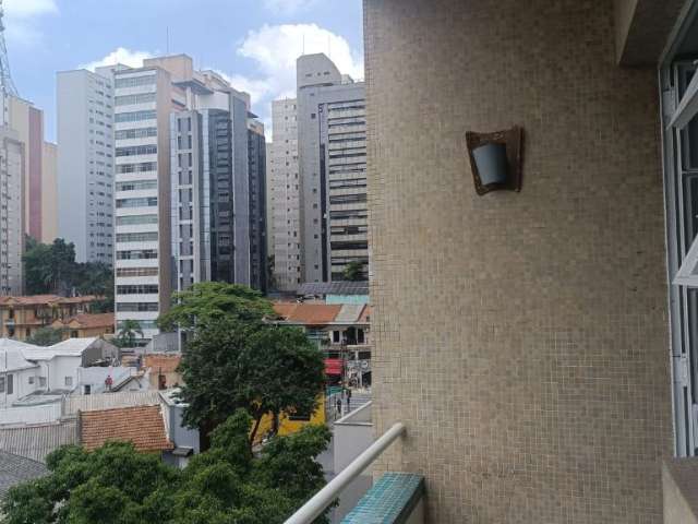 Apartamento com 68m na Bela Vista com Varanda