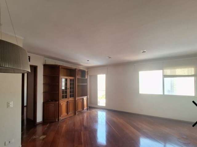 Lindo Apartamento em Moema com 2 dormitórios