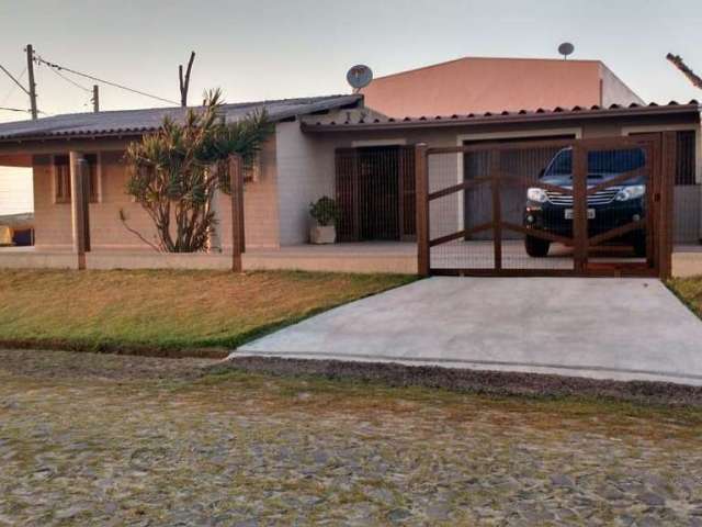 Casa com 4 quartos à venda na Rua Do Amor Perfeito, 3110, Capão Novo, Capão da Canoa por R$ 430.000