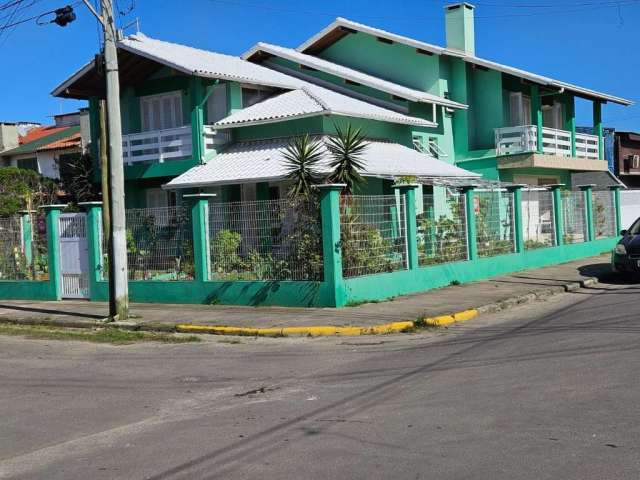 Casa com 5 quartos à venda na RUA TULIPAS, 4124, Capão Novo, Capão da Canoa por R$ 1.200.000